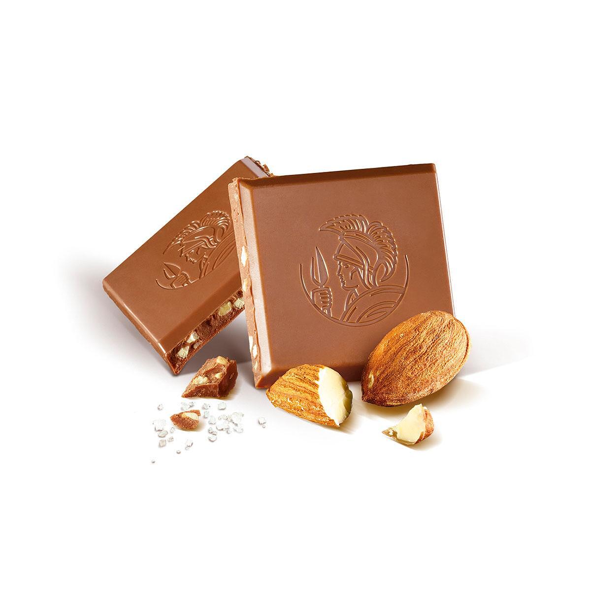 Bademi and Morska Sol Mlechen Chocolate Leonidas 30% 100 g