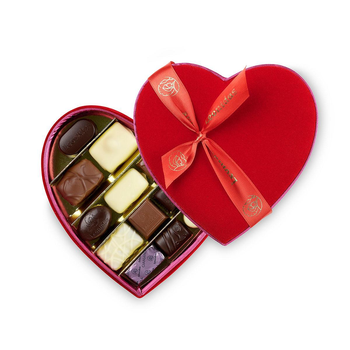 Box Heart with Leonidas Chocolate Candies - Heart-M (16 pcs.)